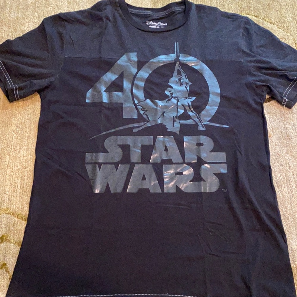 ~Disney Parks~ 40th Anniversary Star Wars T-Shirt